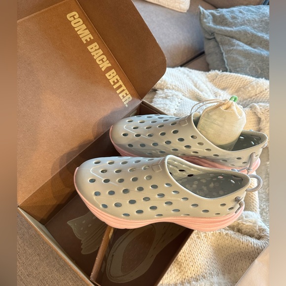Shoes - COPY - Kane active recovery shoe